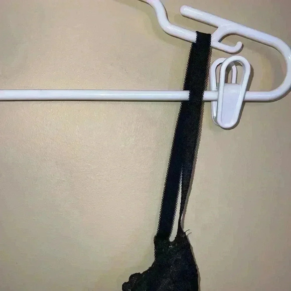 SAVAGE FENTY BLACK LACE BRA 32C - Picture 3 of 9